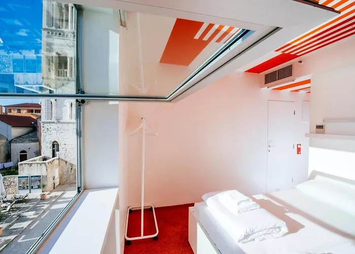 Boutique Forum Хостел Задар