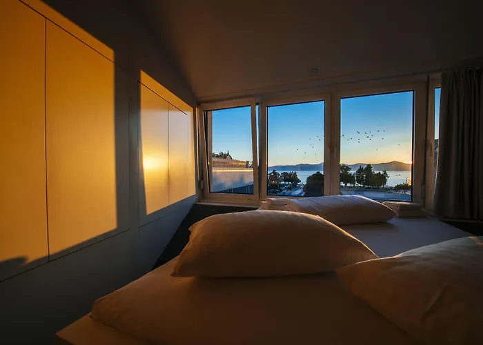 Boutique Forum Хостел *