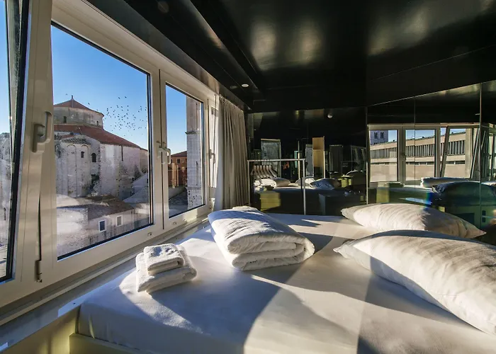 Boutique Forum אכסניה *