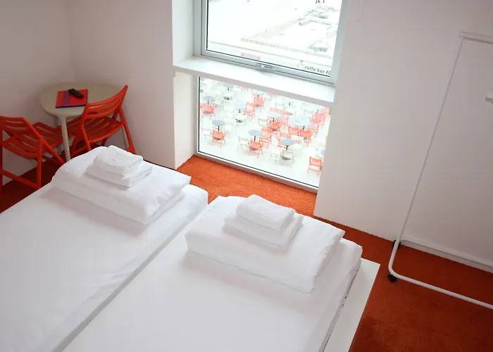 Boutique Forum Hostel *