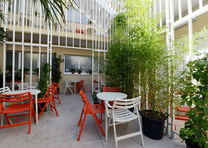 Hostel Boutique Forum *