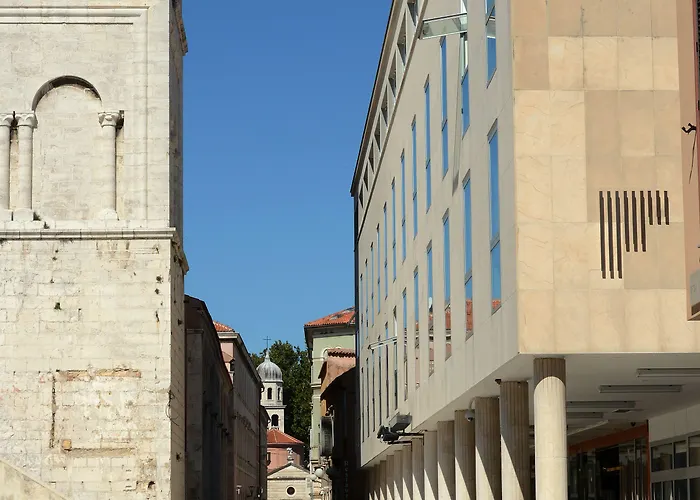 Boutique Forum